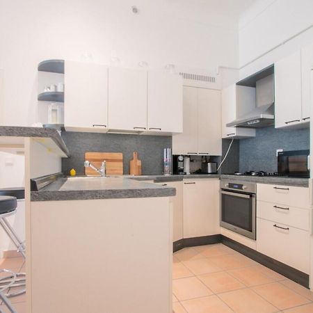 Spacious 2-Bedroom In The Centre Of Menton Kültér fotó