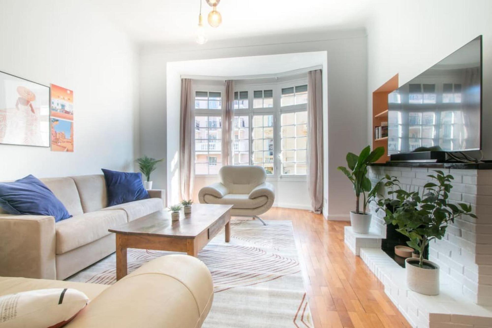 Spacious 2-Bedroom In The Centre Of Menton Kültér fotó