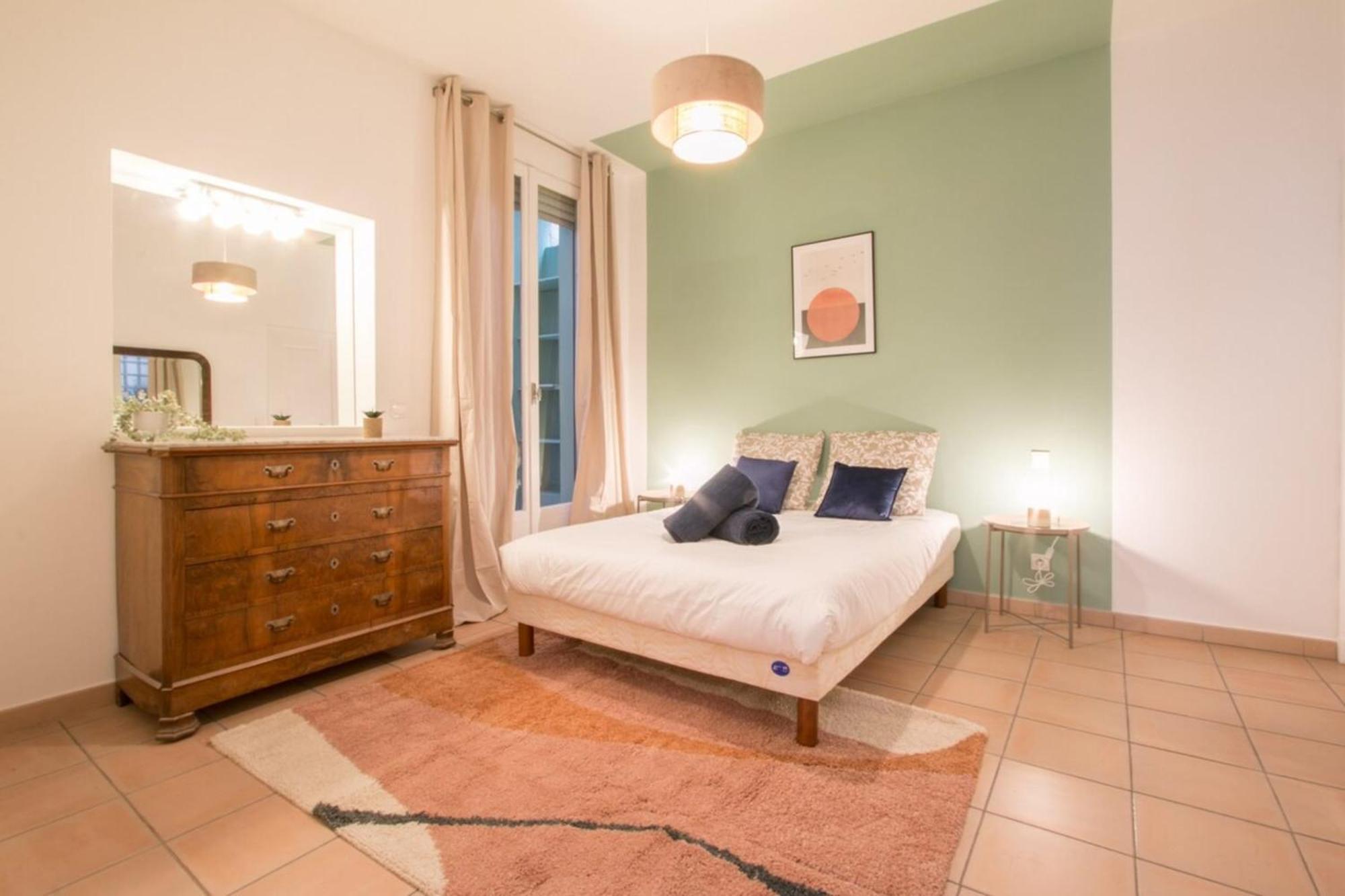 Spacious 2-Bedroom In The Centre Of Menton Kültér fotó